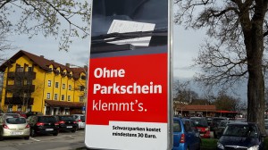 Parkplatz Holzkirchen Warnschild